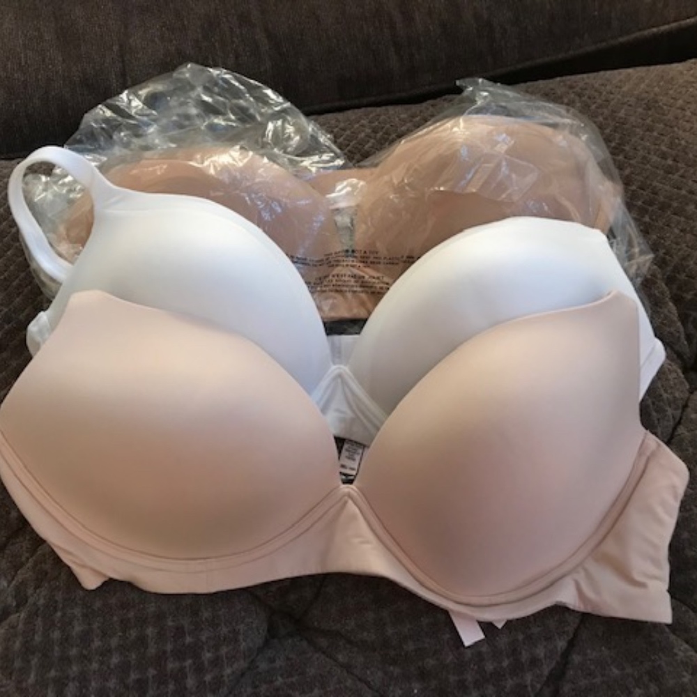 Lot Victorias Secret Bras 38D T-shirt Bra wireless